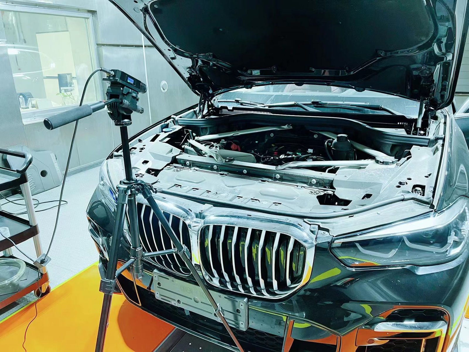 laser vibrometer in BMW