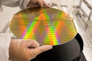 Photonic Integrated Circuit (PIC)
